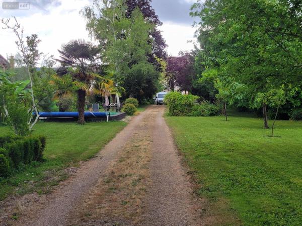 Maison de ville à vendre à Cloyes-les-Trois-Rivières dans l'Eure-et-Loir (28220), ref : RCA/786   
Centre-ville