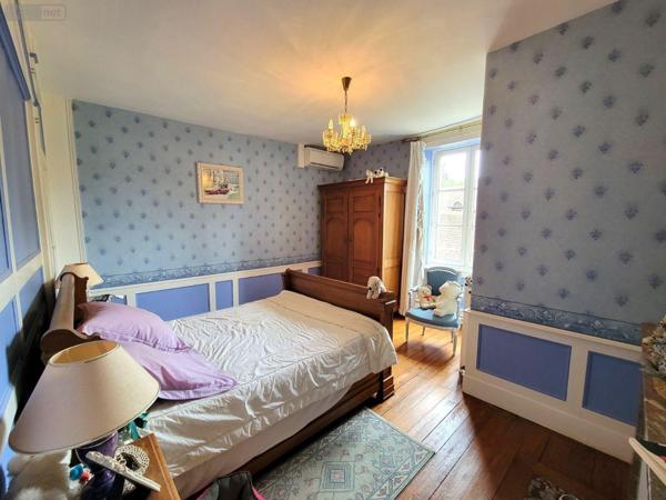 Maison de ville à vendre à Cloyes-les-Trois-Rivières dans l'Eure-et-Loir (28220), ref : RCA/786   
Centre-ville