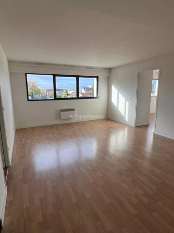 Vente Appartement 3 pièces 68 m2 à Nanterre