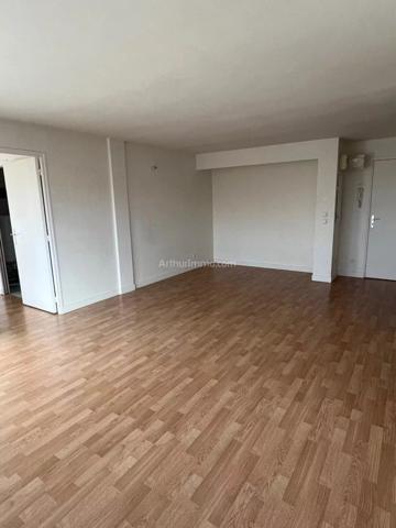 Vente Appartement 3 pièces 68 m2 à Nanterre