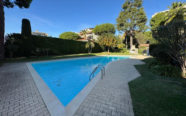 Appartement à vendre    3 pièces • 78,33 m2 Saint-Laurent-du-Var