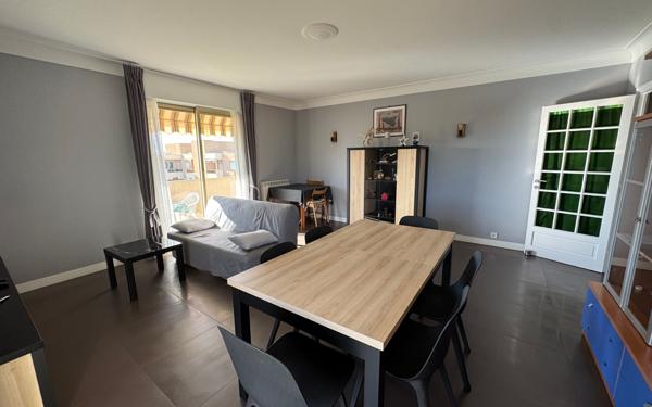 Appartement à vendre    3 pièces • 78,33 m2 Saint-Laurent-du-Var
