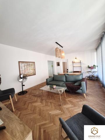 MARSEILLE 2e – VIEUX-PORT – GRAND T2 MEUBLÉ AVEC TERRASSE