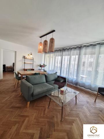 MARSEILLE 2e – VIEUX-PORT – GRAND T2 MEUBLÉ AVEC TERRASSE
