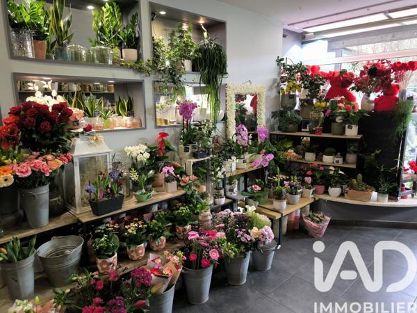 Cadeaux, Fleurs​ à vendre 55 m² Grigny