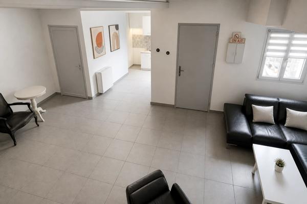MAISON AVEC DEPENDANCE - ENGHIEN LES BAINS - 7 PIECES