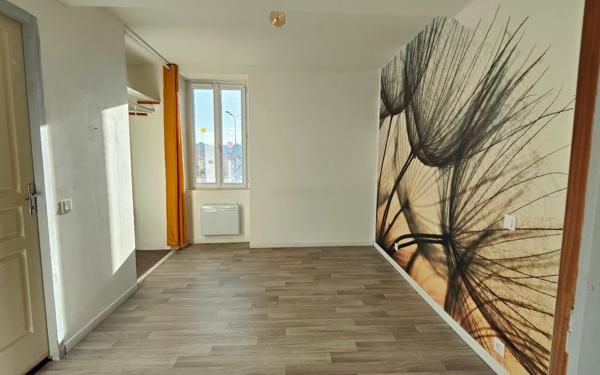 Appartement à louer    2 pièces •  Aire-sur-l'Adour