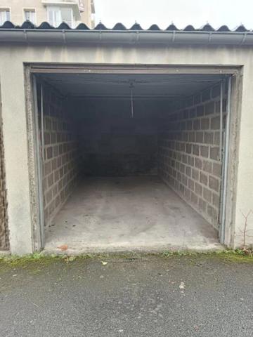 Parking / Box à louer à Caen (14000)