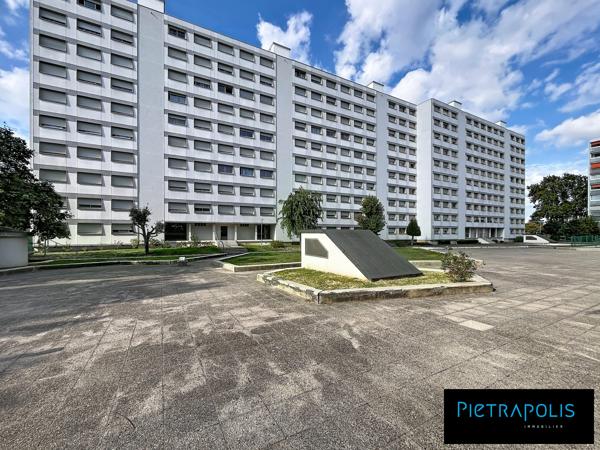 T5 de 97m² + garage + cave Situé 5 Avenue Jean Cagne 69200 Vénissieux