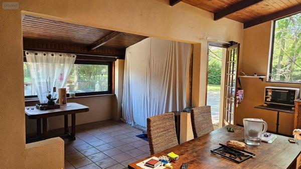 Maison individuelle à vendre à L'Éguille en Charente-Maritime (17600), ref : Ref 02058   
bourg