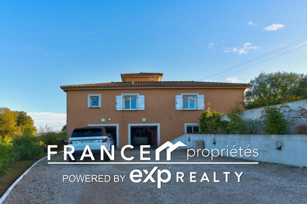 Maison de qualité avec piscine et vue dominante sur les Pyrénées