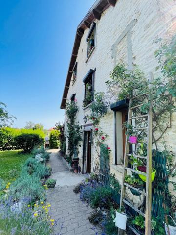 Maison familiale au cœur de la nature