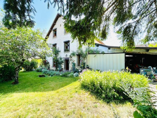 Maison familiale au cœur de la nature