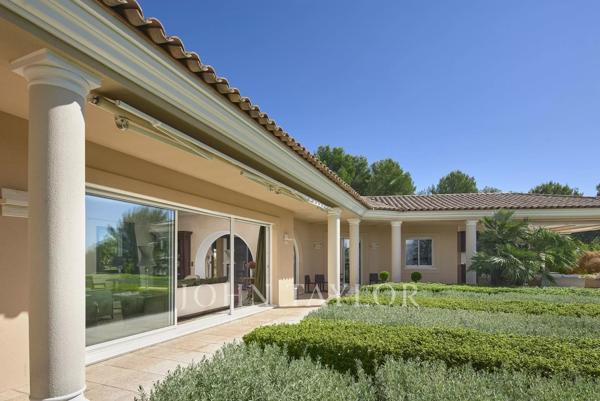 Villa de plain-pied