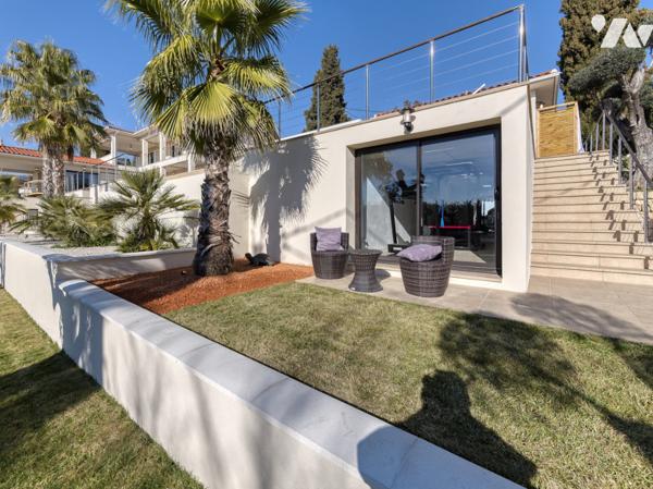 Maison d'architecte de 200 m2 et deux appartements indépendants  sur un terrain de 1600 m2