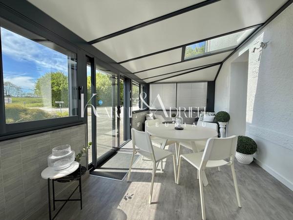Maison 2 chambres, véranda, garage et jardin