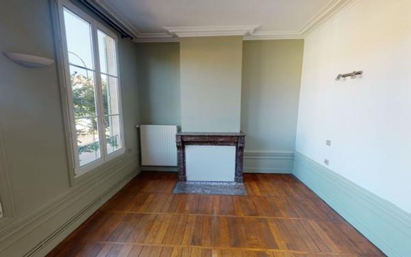 Appartement à louer    3 pièces •  Bar-le-Duc