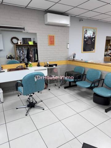 Immeuble à vendre 6 pièces de 140 m²