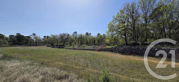 Terrain à vendre  3100 m 2   ST MAXIMIN LA STE BAUME  - 83