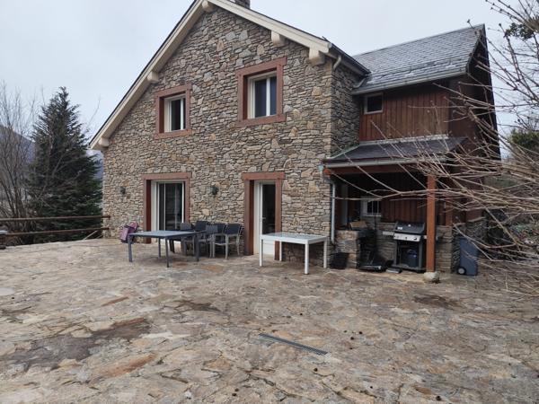 Saint-Mamet (31110) Maison de caractère de 240 m² proche Bagnères de Luchon