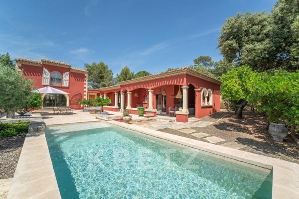 Hacienda contemporaine dans un écrin de verdure entre Nîmes et Montpellier