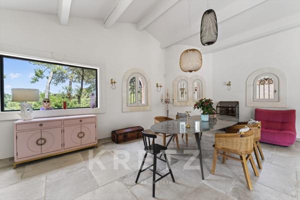 Hacienda contemporaine dans un écrin de verdure entre Nîmes et Montpellier