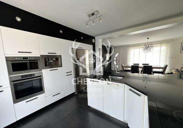 Nouvion-sur-Meuse (08160) Maison Nouvion-sur-meuse 5 pièces 154 m2