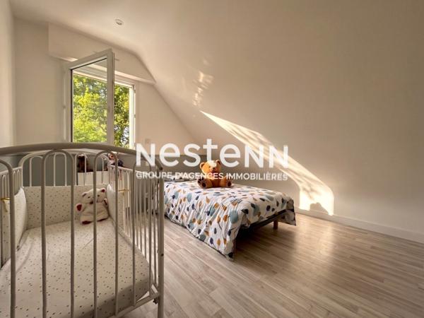 A VENDRE Baden secteur calme entre mer et bourg Maison contemporaine 7 pièces 3 960 m² de terrain double garage