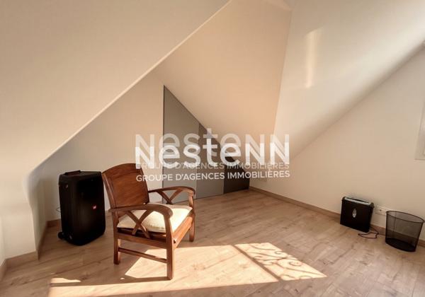 A VENDRE Baden secteur calme entre mer et bourg Maison contemporaine 7 pièces 3 960 m² de terrain double garage