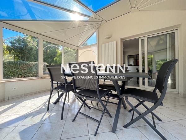 A VENDRE Baden secteur calme entre mer et bourg Maison contemporaine 7 pièces 3 960 m² de terrain double garage