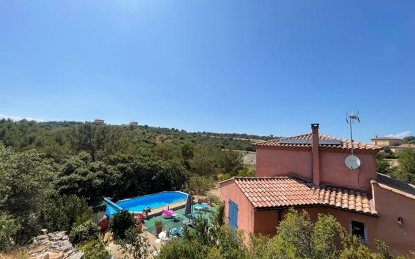 Maison à vendre    5 pièces •  Nîmes