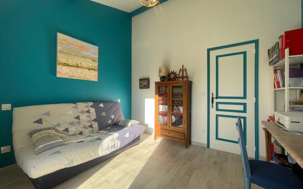 Maison à vendre    5 pièces •  Nîmes