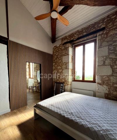 Maison de village en pierre avec gîte attenant entièrement rénovés & petit jardin proche de FLEURANCE (32)