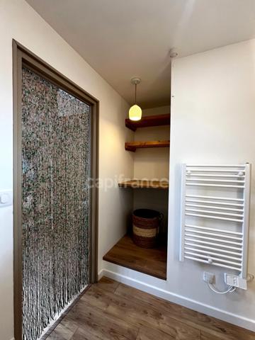 Maison de village en pierre avec gîte attenant entièrement rénovés & petit jardin proche de FLEURANCE (32)