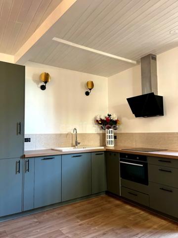 Maison de village en pierre avec gîte attenant entièrement rénovés & petit jardin proche de FLEURANCE (32)