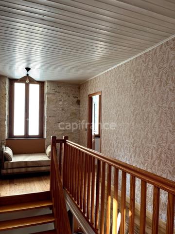 Maison de village en pierre avec gîte attenant entièrement rénovés & petit jardin proche de FLEURANCE (32)