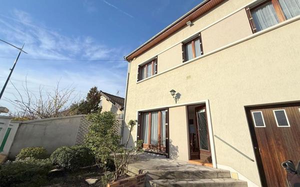 Maison à vendre    6 pièces •  Drancy