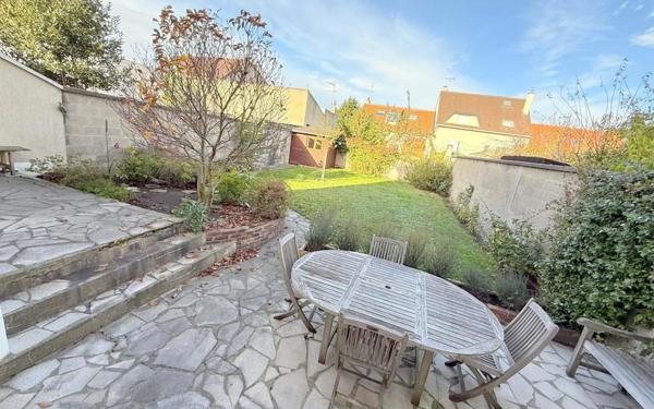 Maison à vendre    6 pièces •  Drancy