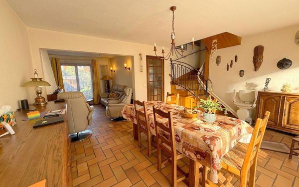 Maison à vendre    6 pièces •  Drancy