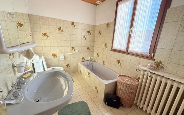 Maison à vendre    6 pièces •  Drancy