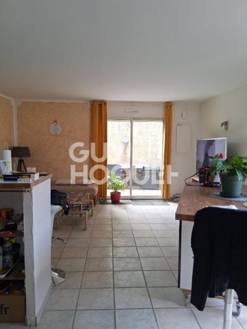 Maison de ville - 2 pièces -terrasse -Caumont sur Durance