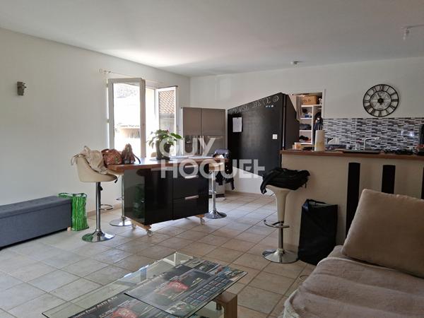 Maison de ville - 2 pièces -terrasse -Caumont sur Durance