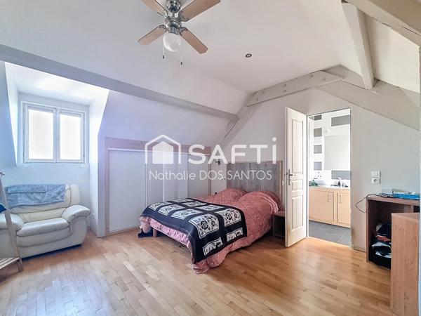 Maison familiale 4 chambres avec sous sol total, grand terrain.