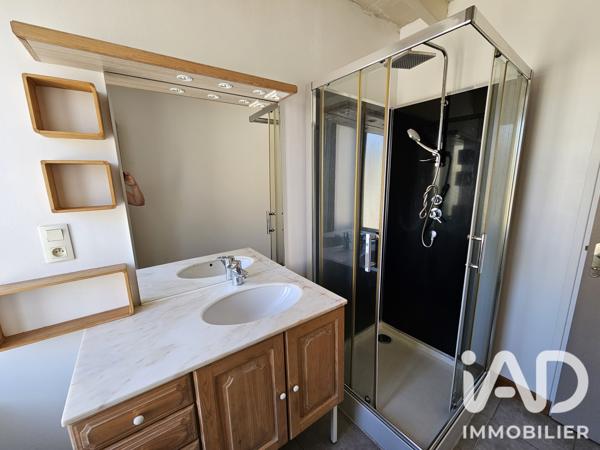 Immeuble à vendre 72 m² Bourg-Lastic