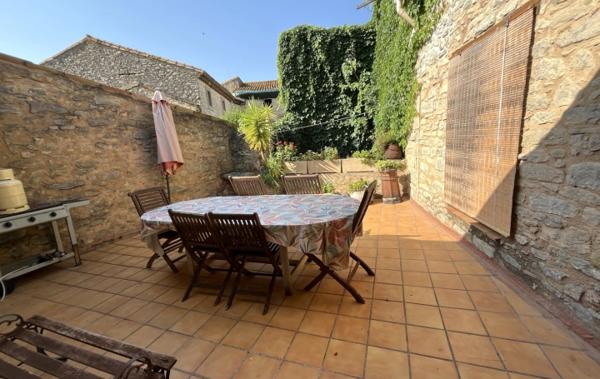Vente Maison de village COUR - TERRASSE - GARAGE - DEPENDANCE Olonzac   