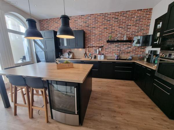 Maison de ville à vendre à Romorantin-Lanthenay dans le Loir-et-Cher (41200), ref : 41036/3105   
centre-ville