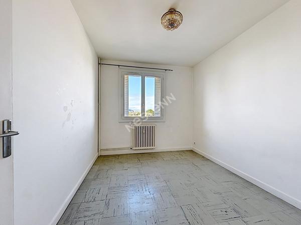 Appartement Montélimar 3 pièce(s) 65.92 m2