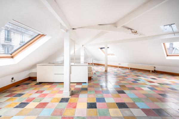 Maison de ville au charme ancien et au fort potentiel