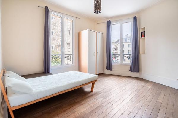 Maison de ville au charme ancien et au fort potentiel