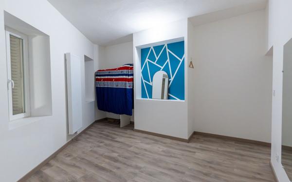 Appartement à vendre    2 pièces •  Bourg-en-Bresse